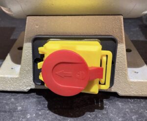 Bench grinder with Rubber wheel & Cloth wheel - Image 5